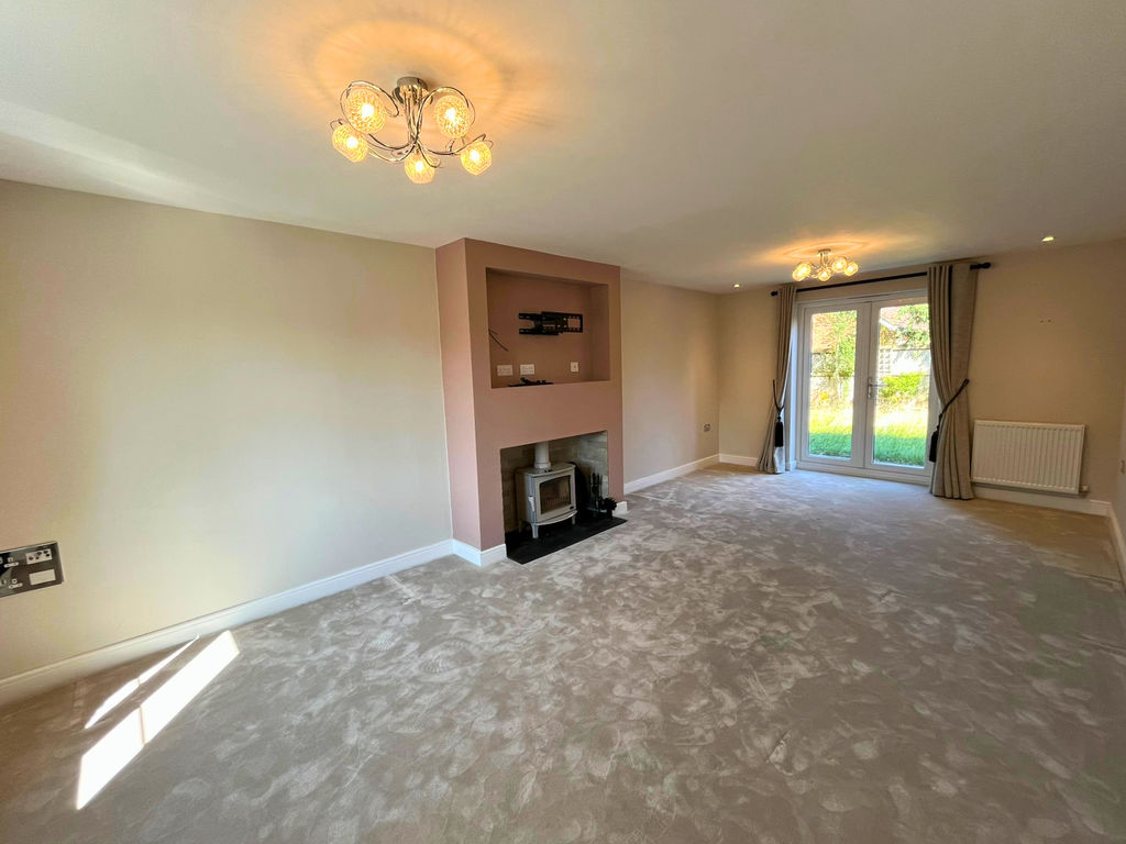 Harrow Drive Headley
